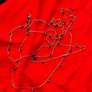 Long necklace with onyx beads